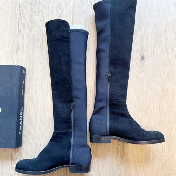 Knee High Dual Fabric Boots - Picture 2 of 9